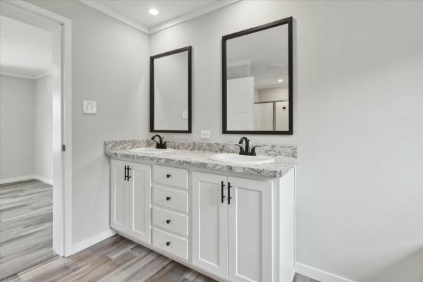 2025 Champion 74 Malone  Home