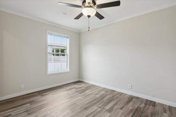 2025 Champion 76 Malone  Home