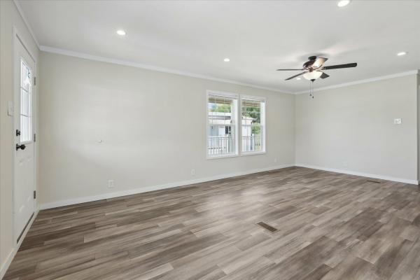 2025 Champion 76 Malone  Home