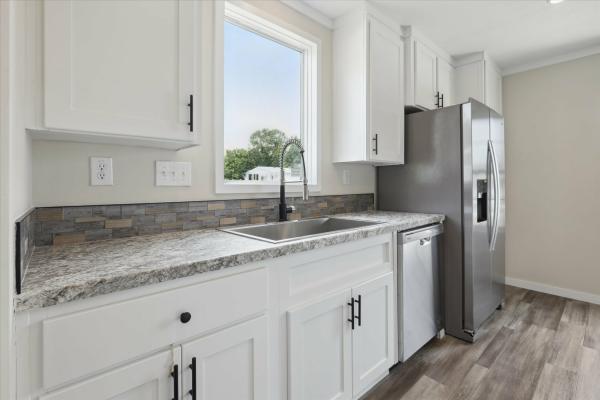 2025 Champion 76 Malone  Home