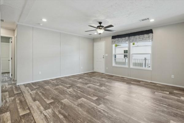 2025 Clayton 77 Savannah Living  Home