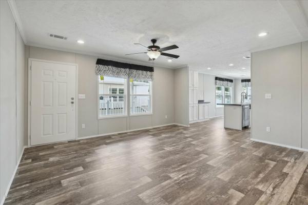 2025 Clayton 77 Savannah Living  Home