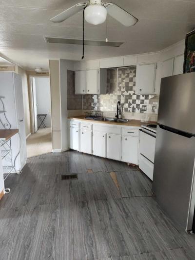 Photo 3 of 8 of home located at 8775 20th St. Lot 804 Vero Beach, FL 32966