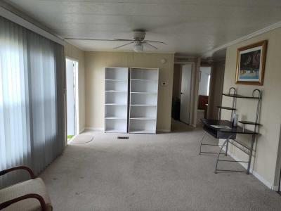 Photo 5 of 8 of home located at 8775 20th St. Lot 804 Vero Beach, FL 32966