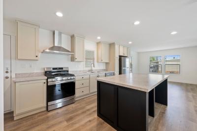 Photo 2 of 19 of home located at 5002 W Florida Ave, #89 Hemet, CA 92545