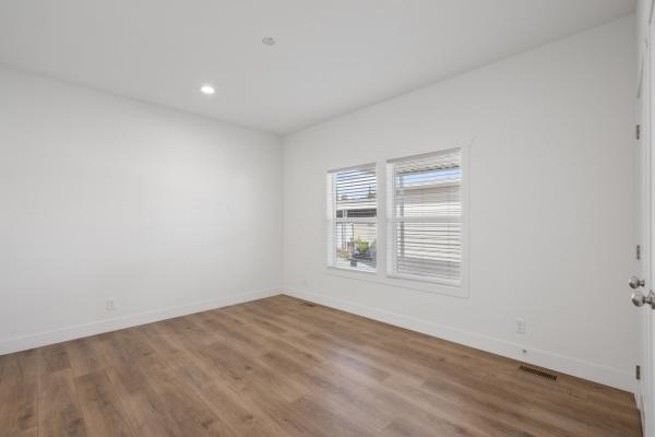 2024 71HRR24563AH24 Mobile Home