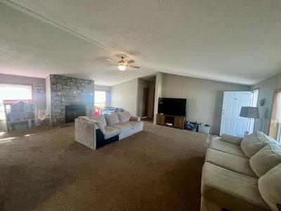 Photo 4 of 18 of home located at 1923 Magnolia St Newport, MI 48166