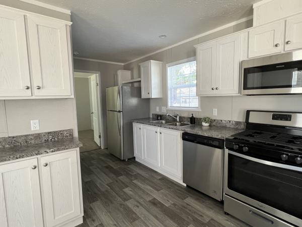 Photo 1 of 2 of home located at 5181 Tokay, #085 Flint, MI 48507