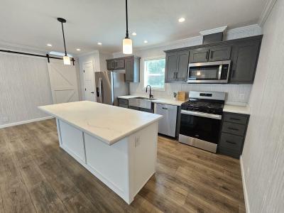 Mobile Home at 267 Spruce Highland, MI 48357