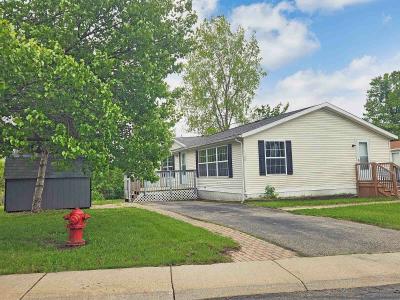 Mobile Home at 1328 Ridgeway Blvd Pontiac Pontiac, MI 48340