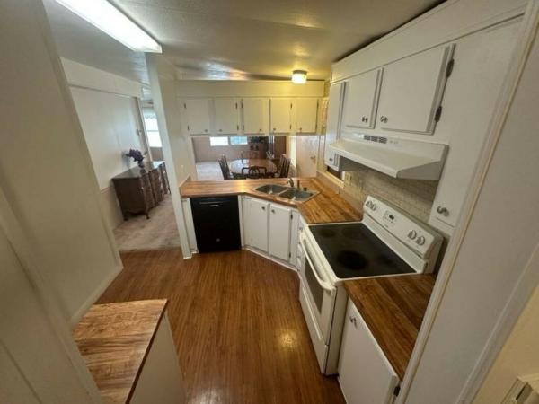 1984 Brookline Manufactured Home