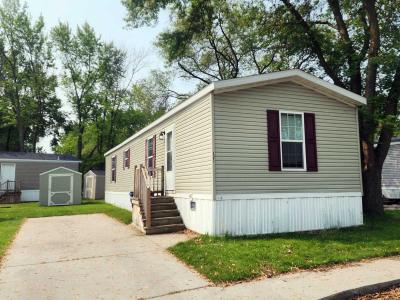 Mobile Home at 121 Island Cove Dr. Lot 86 Bay City, MI 48706