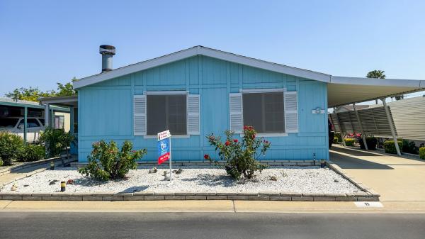 1989  Mobile Home For Sale