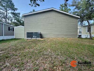 Photo 2 of 41 of home located at 5700 Oakridge Drive, Lot 59 Homosassa, FL 34448