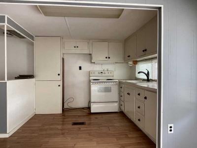 Photo 5 of 24 of home located at 92 Griffin Ave Tavares, FL 32778