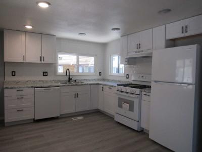 Photo 3 of 18 of home located at 3411 S. Camino Seco # 108 Tucson, AZ 85730