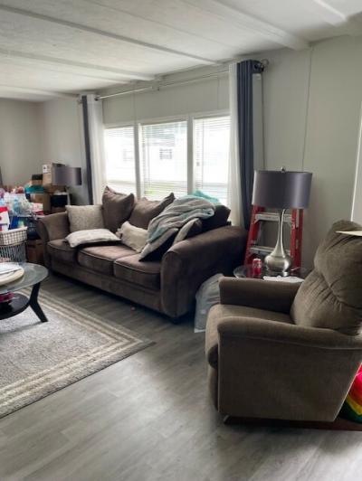 Photo 4 of 14 of home located at 22074 Lafons Ln. #480 Romulus, MI 48174