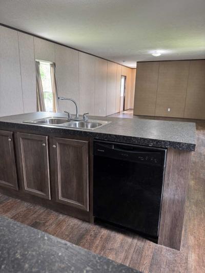 Photo 5 of 10 of home located at 581 Aspen Dr Old Monroe, MO 63369