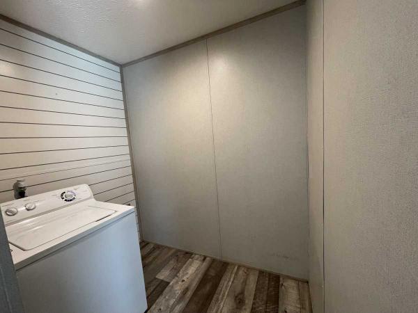 2023 Clayton Mobile Home