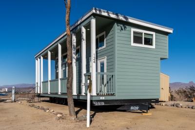 Photo 3 of 17 of home located at 1600 Silver Creek Road Bullhead City, AZ 86442