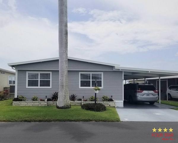 Photo 1 of 2 of home located at 327 3rd St. Dr. W Palmetto, FL 34221