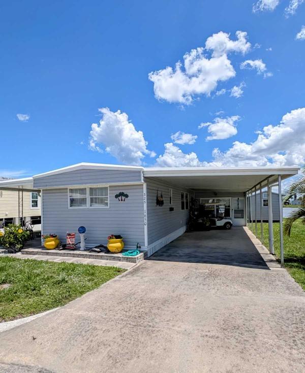 Photo 1 of 2 of home located at 1650 Moonraker Drive Ruskin, FL 33570