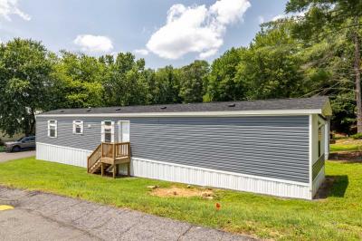 Photo 2 of 25 of home located at 117 Little Stream Lane Winston Salem, NC 27101