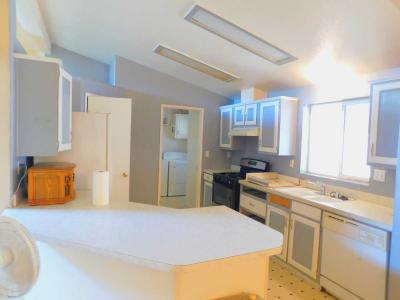 Photo 5 of 13 of home located at 2601 E. Victoria St., #390 Rancho Dominguez, CA 90220
