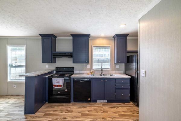 2024 Fleetwood Economy  Manufactured Home
