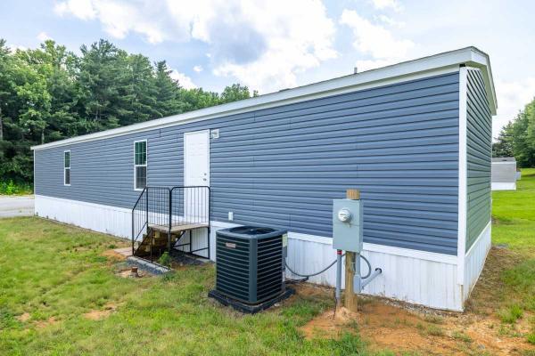 2024 Fleetwood Economy  Manufactured Home