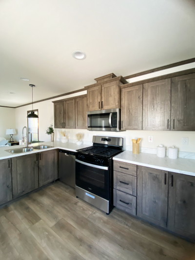 Photo 4 of 9 of home located at 1615 Hall Street #1618 Shoreview, MN 55126