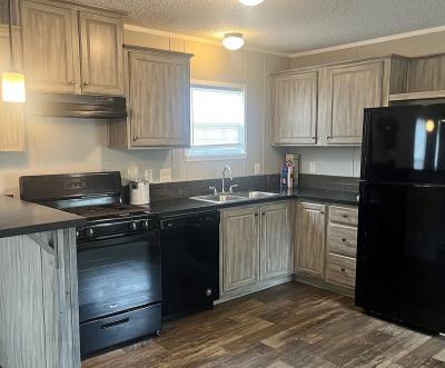 Mobile Home at 7314 Hopi Trail Lot 113 Indianapolis, IN 46219