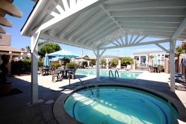 Skyline TOTAL REMODEL $90,000++ Manufactured Home