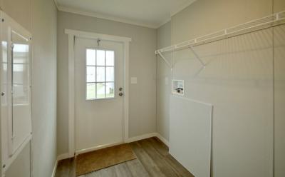 Photo 5 of 10 of home located at 7900 Us 175 Frontage Rd Crandall, TX 75114