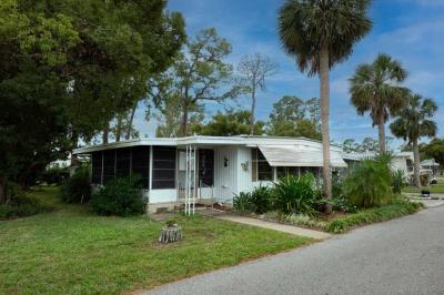 Mobile Home at 184 North Lake Drive Leesburg, FL 34788