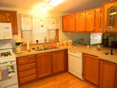 Photo 4 of 37 of home located at 715 S. Holland-Sylvania Rd. Lot 41 Toledo, OH 43615