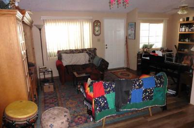 Photo 4 of 24 of home located at 4550 N. Flowing Wells Rd., #22 Tucson, AZ 85705