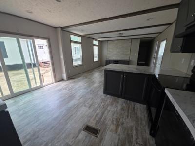 Photo 4 of 12 of home located at 2507 Lex Cir SW Huntsville, AL 35805