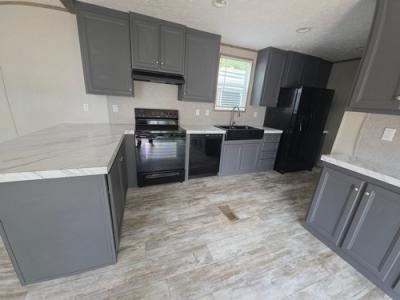 Photo 5 of 12 of home located at 2507 Lex Cir SW Huntsville, AL 35805