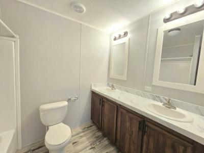 Photo 4 of 7 of home located at 4000 24th St N Unit 476 Saint Petersburg, FL 33714