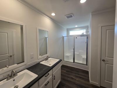 Photo 5 of 7 of home located at 500 Mill Run Avenue Kyle, TX 78640