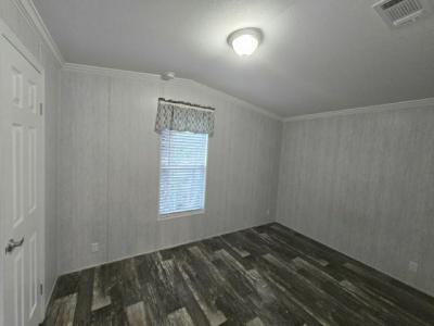 Photo 5 of 5 of home located at 3301 58th Avenue North, #460 Saint Petersburg, FL 33714