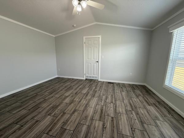 2025 Elliott Mobile Homes Solitaire Mobile Home