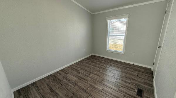 2025 Elliott Mobile Homes Solitaire Mobile Home