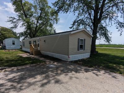 Mobile Home at 92 Country Elms Galesburg, IL 61401