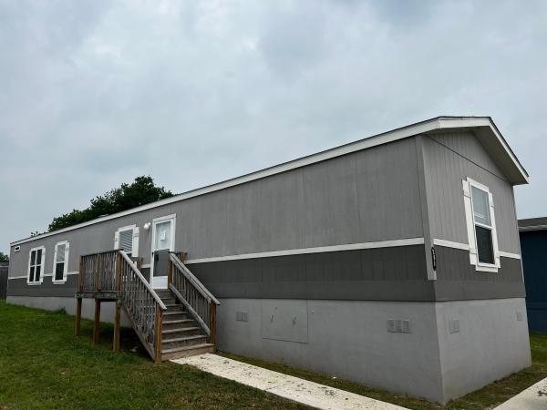 2022 Clayton - Bonham  Home