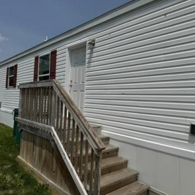 Photo 5 of 27 of home located at 9901 State Road 3 #0123 Muncie, IN 47303