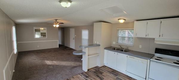1992  Mobile Home For Sale