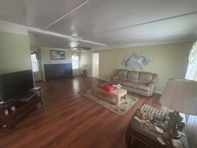 Photo 4 of 33 of home located at 8829 Moran Lane Tampa, FL 33635