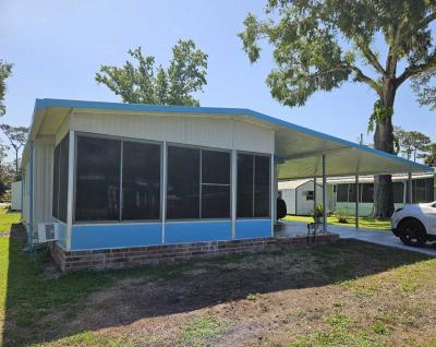Mobile Home at 9705 Hickory Hollow Rd Lot 33 Leesburg, FL 34788